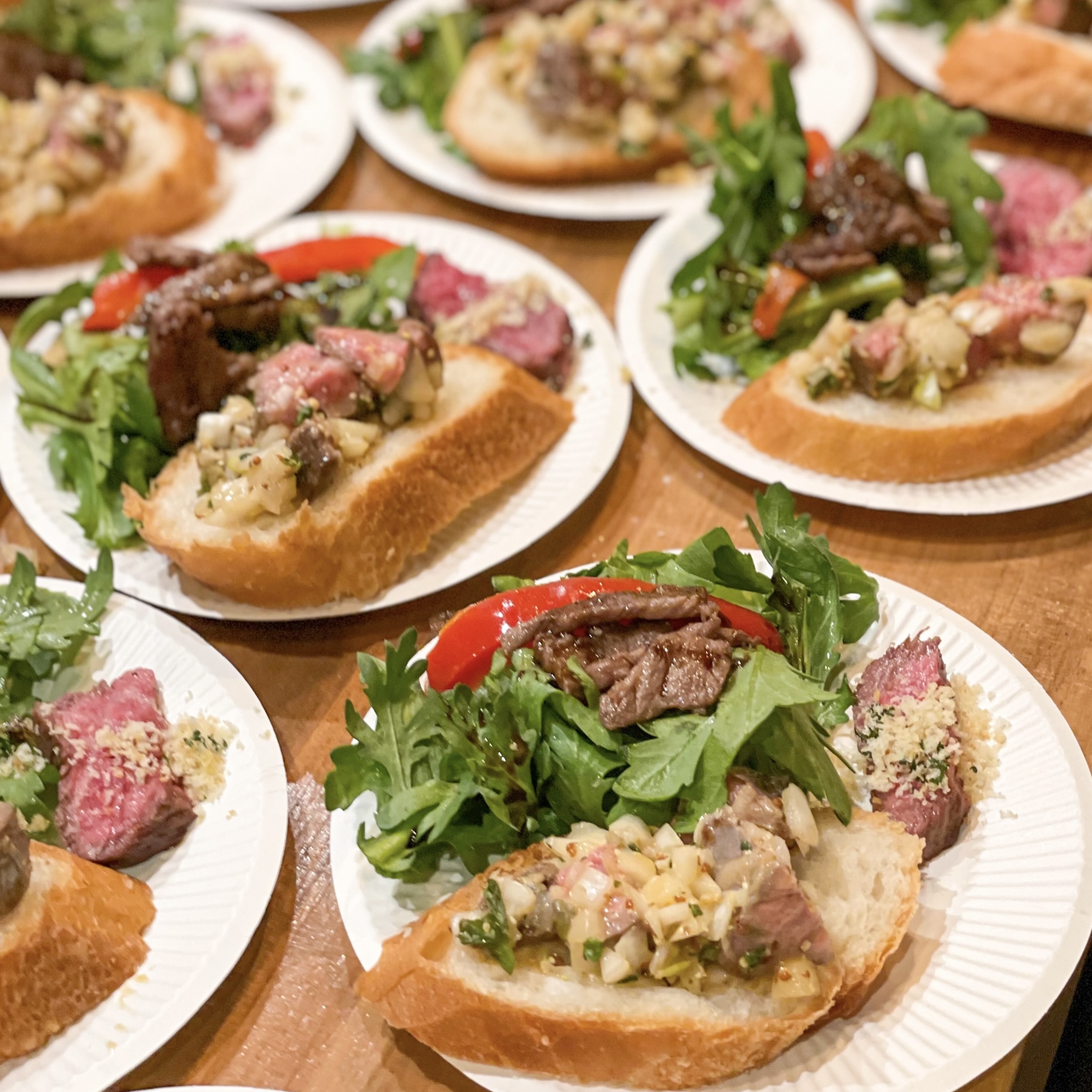 タルティーヌとサラダ